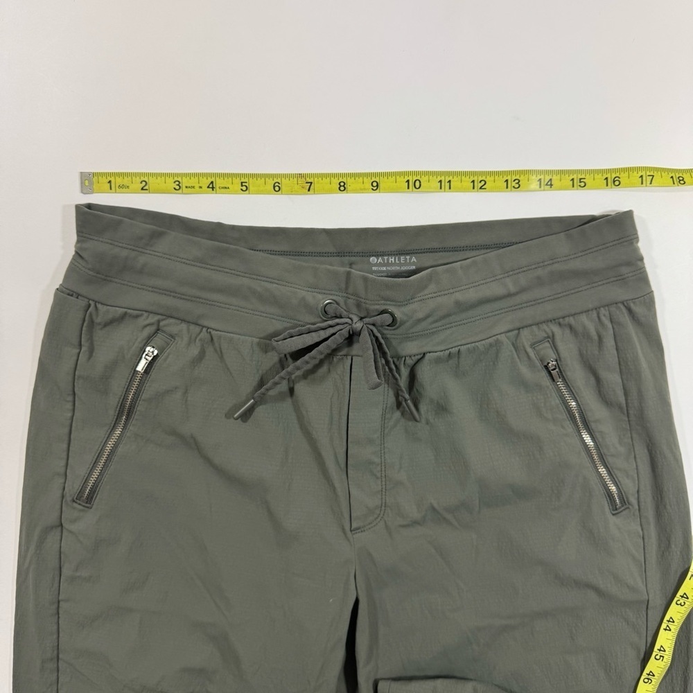 Athleta Trekkie North Jogger Pants Green Size 14 Hiking Outdoors - Picture 8 of 10